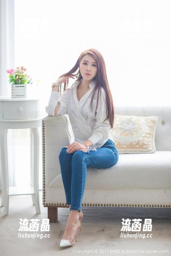爱蜜社-妤薇Vivian 爱蜜社 - 妤薇Vivian,蕾丝和无圣光:这图集,啊,怎么看都有点怪异的婉约。