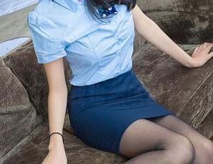 爱蜜社 – 观看杨紫嫣的长腿合集，腿部的优雅太撩了，我也想试试这个姿势！