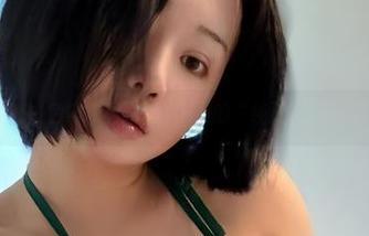 微密圈 – 白色内衣图册：瑜瑾u的“纯洁”其实暗藏玄机