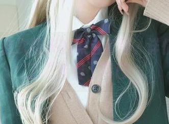 白银81这次带来的黑白套图，详情？就写了“免费”而已～