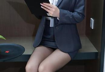 秀人网 – 当Barbie可儿遇上秘书，这是可以下载的写真集哦！