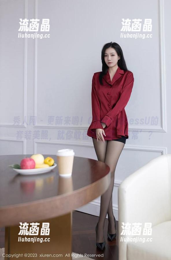 秀人网-CherryBlessU 秀人网 - 更新来啦!CherryBlessU的套装美照,就你敢信这也是‘日常’?