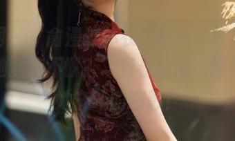 秀人网 – “俞漫连体衣大挑战：到底是什么让她坚持不懈？”查看原图，图集则是她奋斗的缩影！