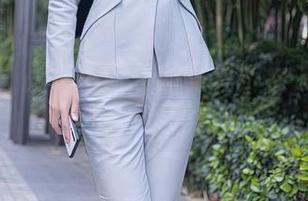 秀人网 – 品味小芭乐的写真：女友是个调皮精灵吗？