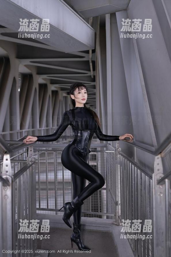 秀人网-小茉莉jasmine 秀人网 - 小茉莉jasmine的居家秀:原图与作品嗨翻天!