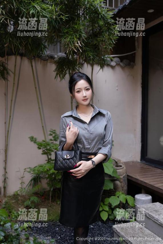 秀人网-小茶茶tea 秀人网 - 小茶茶tea的最新更新,双人作品又来了,她的眼神里似乎藏着测试我想象力的密密麻麻的信息。