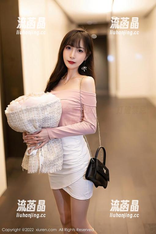 秀人网-小逗逗 秀人网 - 小逗逗全套修女挑战:打破禁忌的守护灵吗?