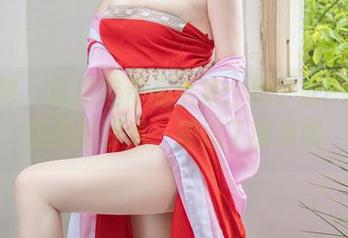 秀人网 – 高跟鞋作品全集：林子欣Freya的自拍沙龙，别忘了舔屏哦