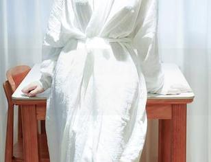 秀人网 – 草莓zz的私拍合集：体操服的清新课本剧