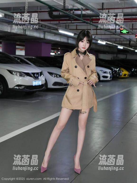 秀人网-萌白酱 秀人网 - 萌白酱的礼服之路:拼图般的图片合集,穿上真有魔力!