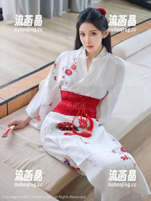 秀人网-蛋蛋宝 秀人网 - 细腻如丝的网袜,蛋蛋宝与无圣光邂逅