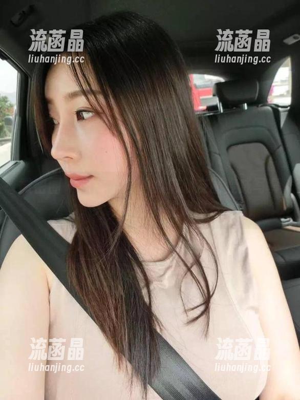 微密圈 - 当童小芯的微信朋友圈变成写真，大家还会关注我吗？