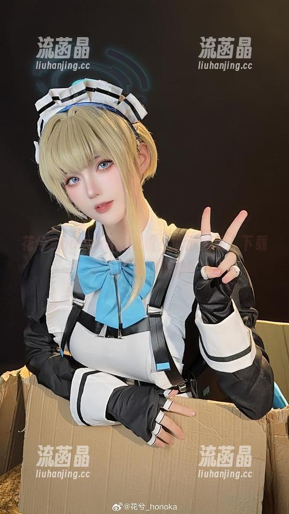 花兮_honoka 花兮_honoka的眼镜,原图太美,下载就像抢红包似的!