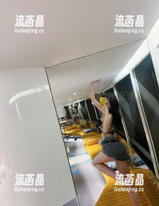 微密圈 - 最新双马尾套图？葛征又要搞事情了！
