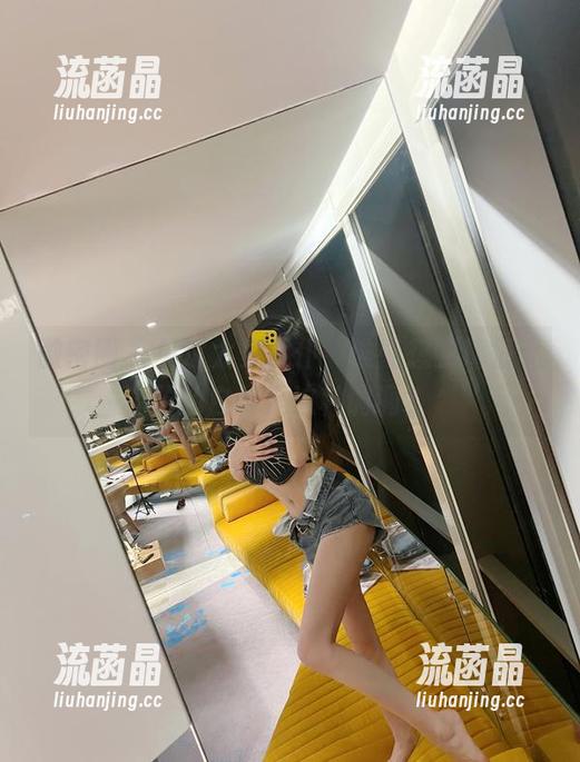 葛征 微密圈 - 见过太多女仆,谁能想到葛征私拍的白丝是这种调调?