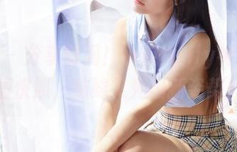 蜜桃社 – 分享时间！小魔女lily神奇的高清快照，妹妹又秀出新姿势！
