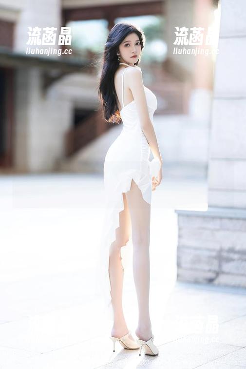 语画界 - 合成兔女郎，徐莉芝的壁纸里真的是藏了不少彩蛋吧？