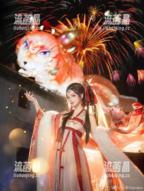贰加六 穿上和服,就想给贰加六免费赞一个!套图不收钱,你准备好了吗?