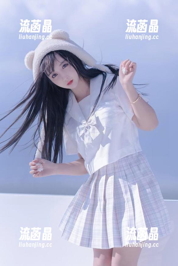 原图分享：过期米线线，居然给我们带来了“实体写真肉丝”这种想象力炸裂的组合。