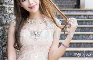 青豆客 – 从未想过，小九Vin的护士写真如此少见，赶紧来瞧瞧这合集。