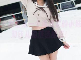 魅妍社 – 村里第一个选美足的小妹妹——刘钰儿的精选图库！