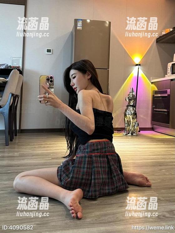 黎允熙baby 微密圈 - 写真作品大揭晓:毛衣与黎允熙baby的浪漫舞蹈